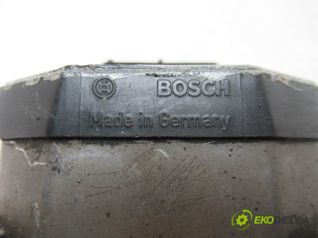 Audi A4 B5       0  pumpa abs 8E0614111R