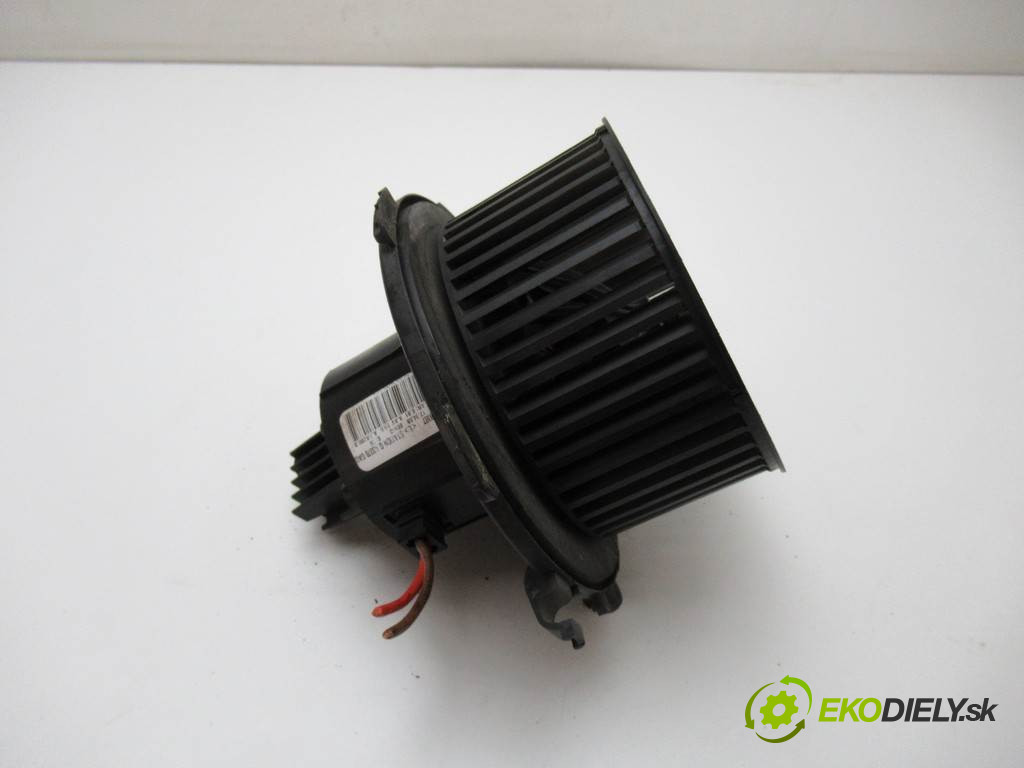 Opel Zafira B       0  ventilátor - topení