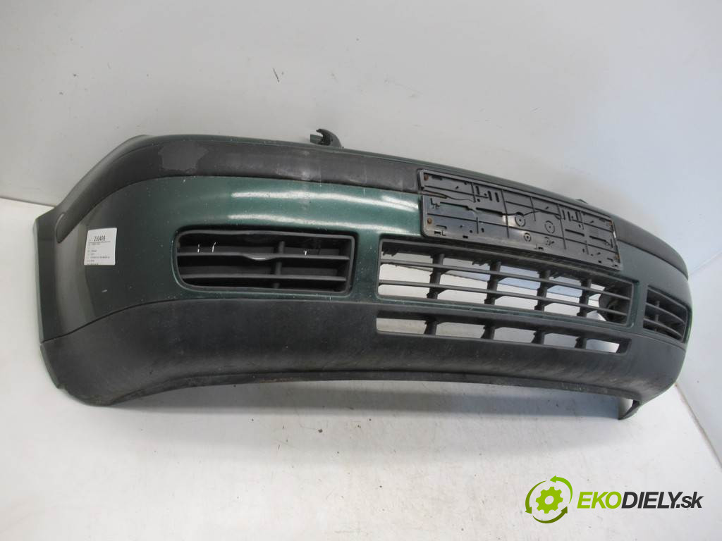 Volkswagen Golf IV       0  nárazník predný