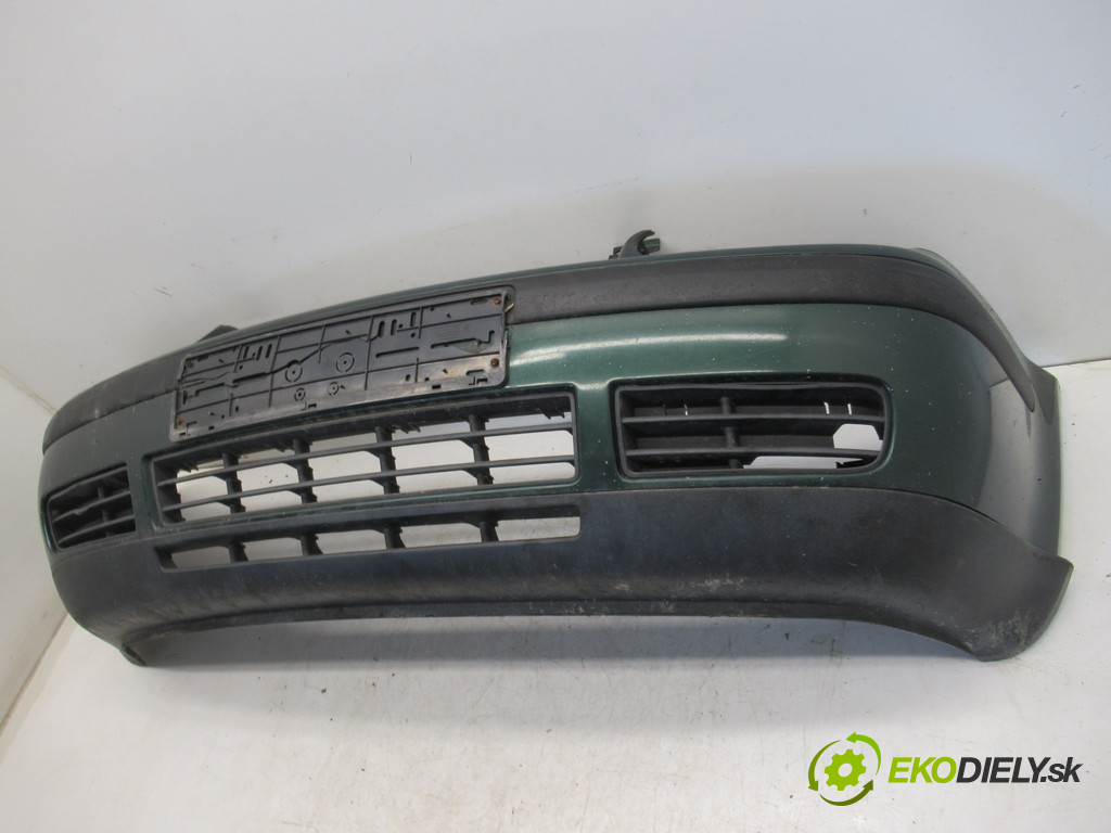 Volkswagen Golf IV       0  nárazník predný