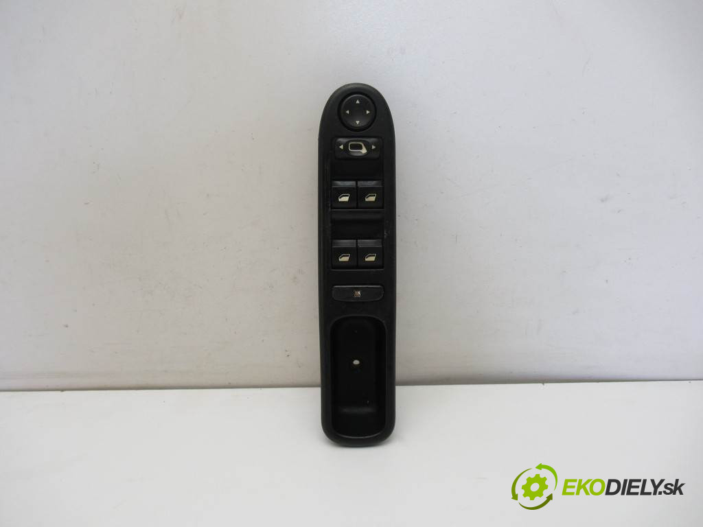 Peugeot 307 SW       0  přepínač oken 96498421XT