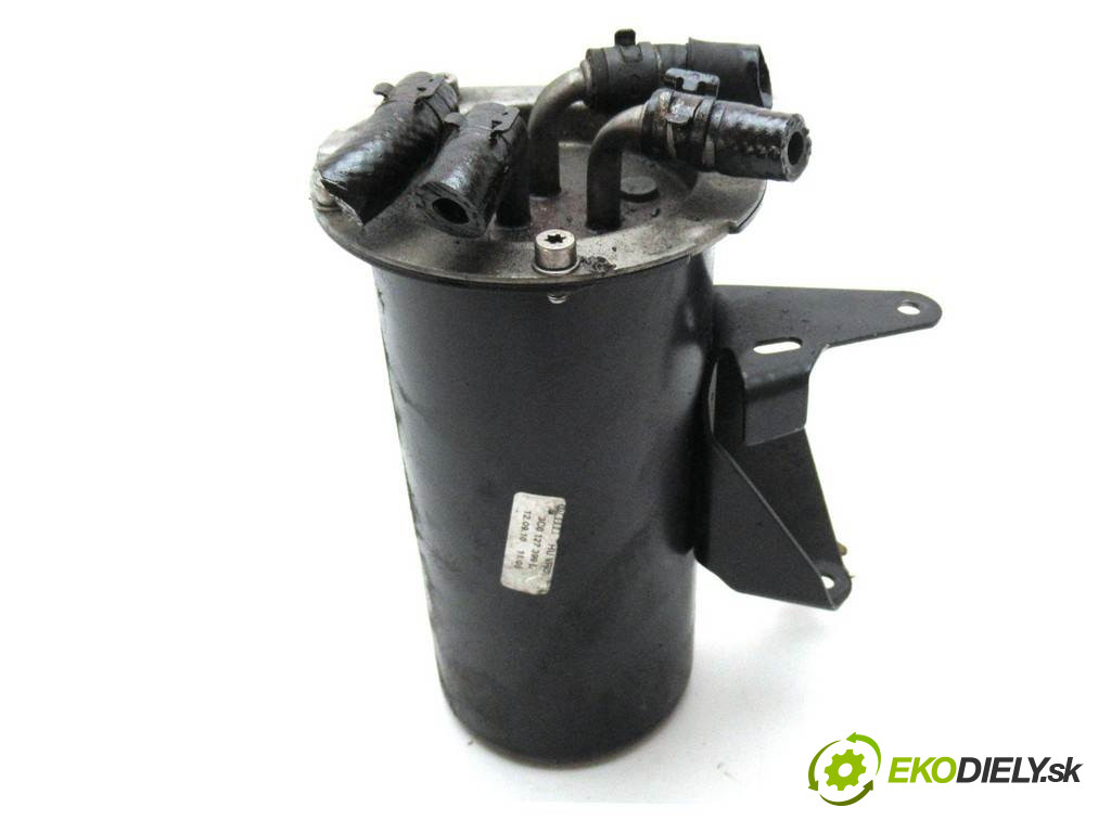 Volkswagen Passat B6       0  obal filtra paliva 3C0127400D
