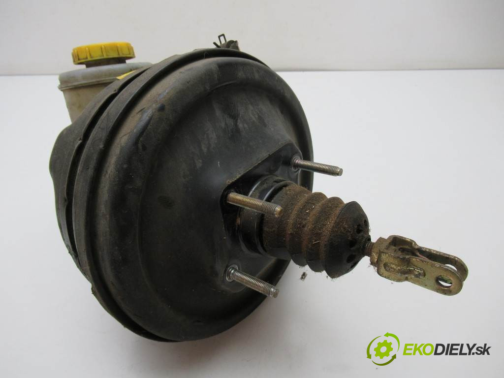 Nissan Terrano II       0  posilovač pumpa brzdová 2676049138