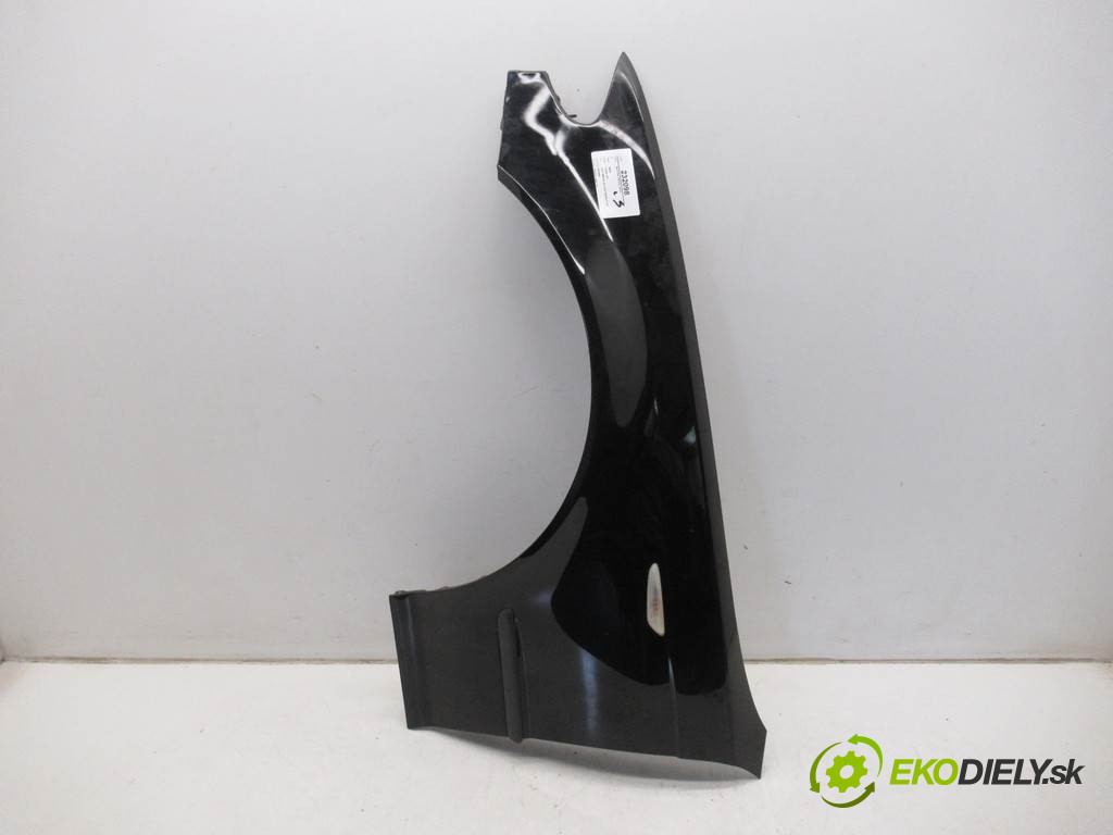 BMW 3 E46 LIFT       0  blatník predný ľavy