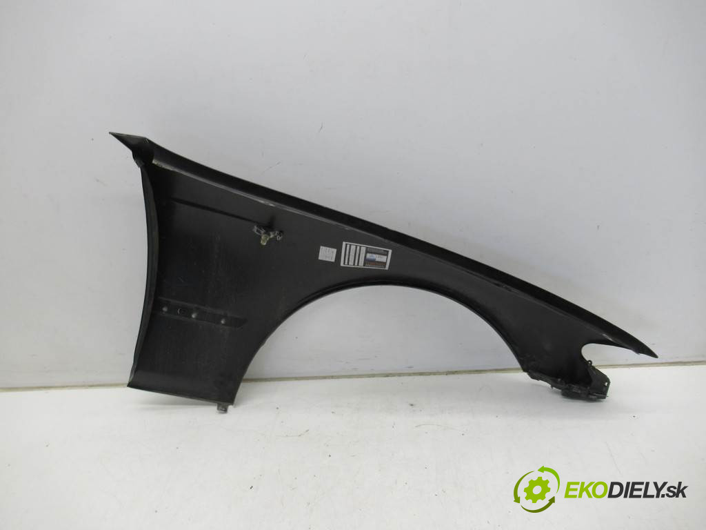 BMW 3 E46 LIFT       0  blatník predný ľavy