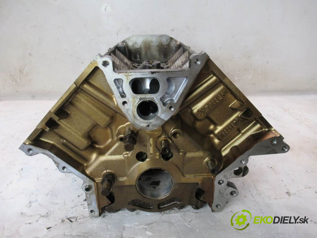 BMW F01 750i       0  blok motor N63B44A S63