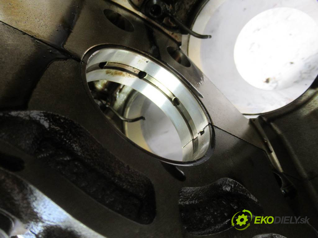BMW F01 750i       0  blok motor N63B44A S63