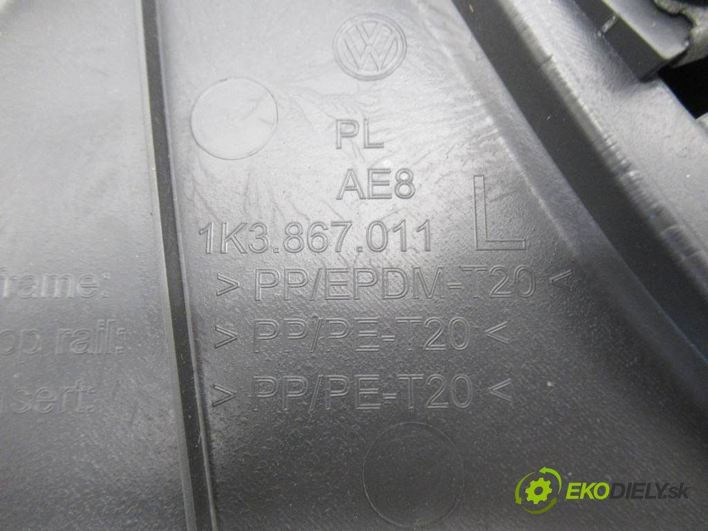 Volkswagen Golf V       0  čalúnenie dvere predný ľavy tapacír