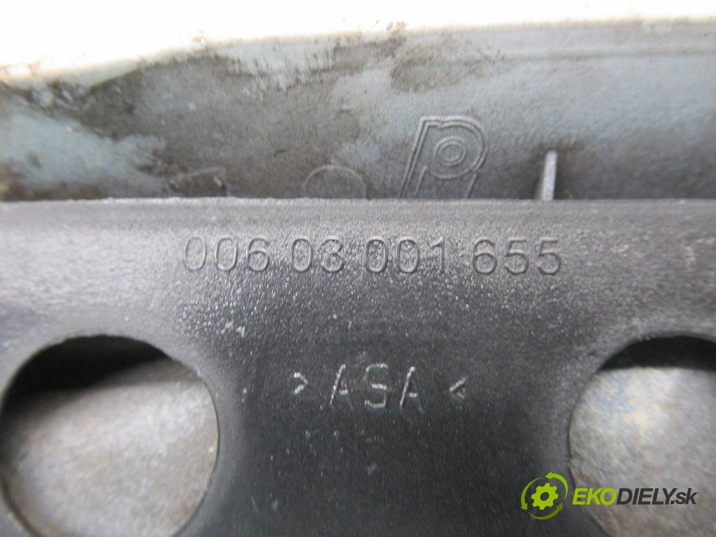 Skoda Octavia I LIFT       0  mriežka maska 1U0853655A