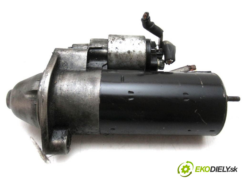 Volkswagen Passat B5 FL       0  štartér 068911024F