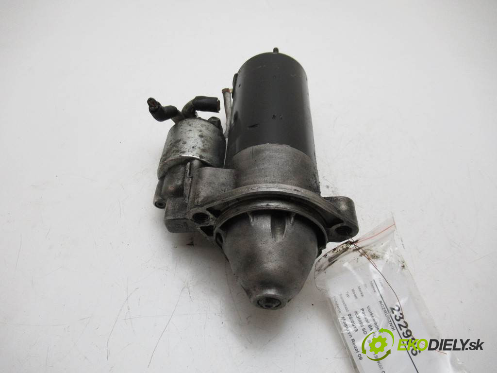 Volkswagen Passat B5 FL       0  štartér 068911024F