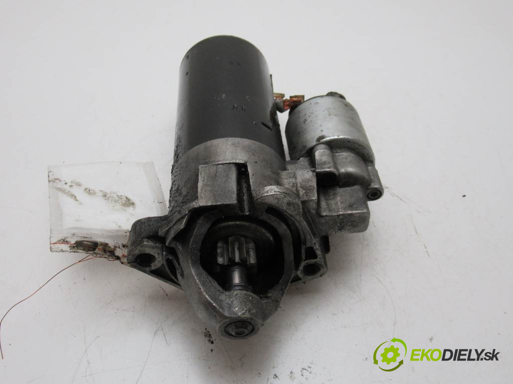 Volkswagen Passat B5 FL       0  štartér 068911024F