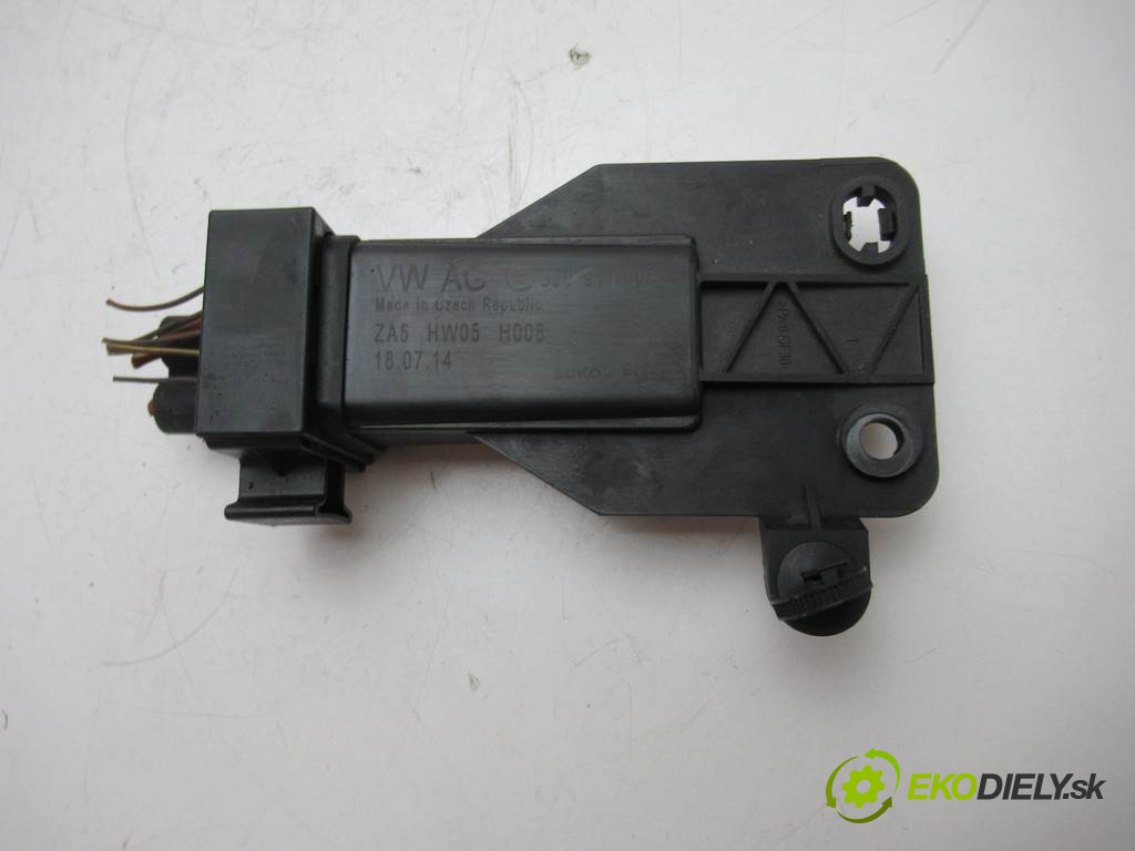 Skoda Fabia II       0  modul řídící jednotka ventilátoru 5J0919506