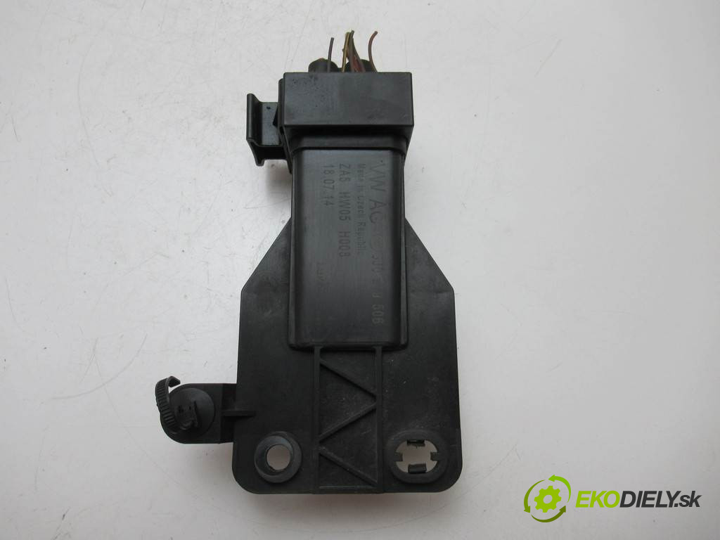 Skoda Fabia II       0  modul řídící jednotka ventilátoru 5J0919506