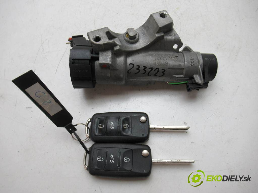 Skoda Fabia II       0  spínačka 6R0905851D