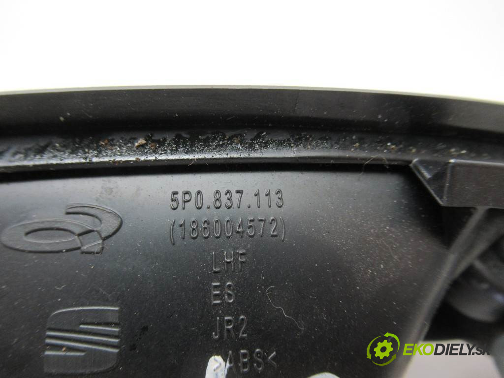 Seat Leon II       0  kľučka predný ľavá strana vnútorná 5P0837113