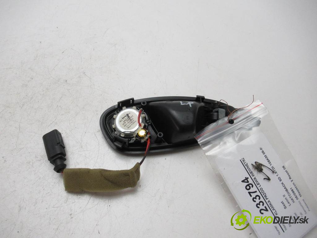 Seat Leon II       0  kľučka predný ľavá strana vnútorná 5P0837113
