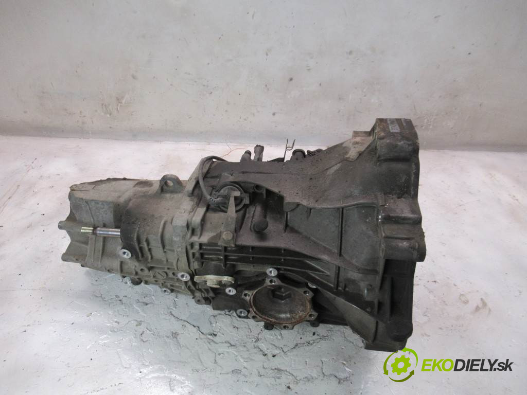 Volkswagen Passat B5       0  prevodovka - EEN