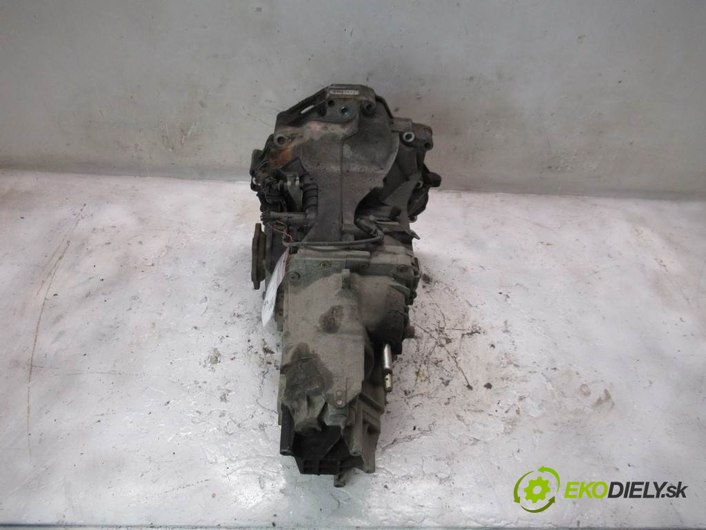 Volkswagen Passat B5       0  prevodovka - EEN