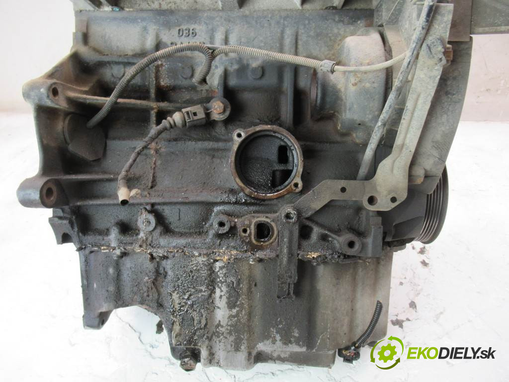 Volkswagen Golf IV       0  motor AZD