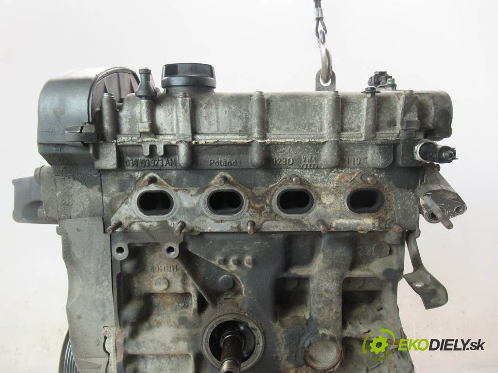 Volkswagen Golf IV       0  motor AZD