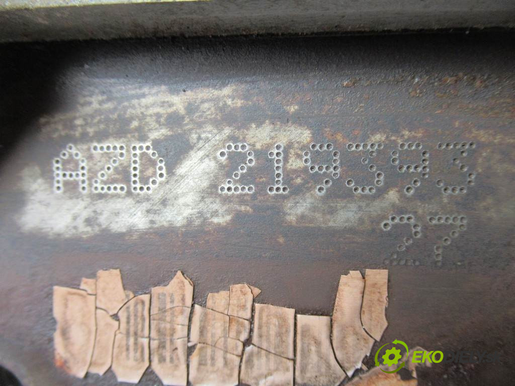 Volkswagen Golf IV       0  motor AZD
