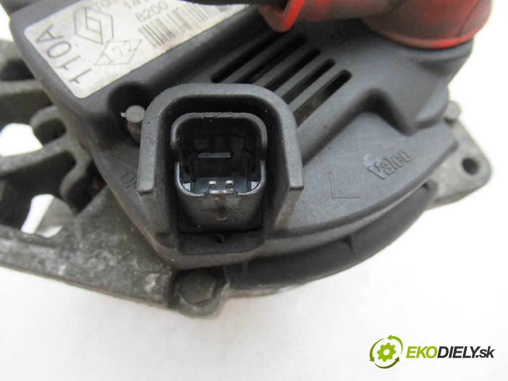 Nissan MICRA K12       0  alternátor 8200100907