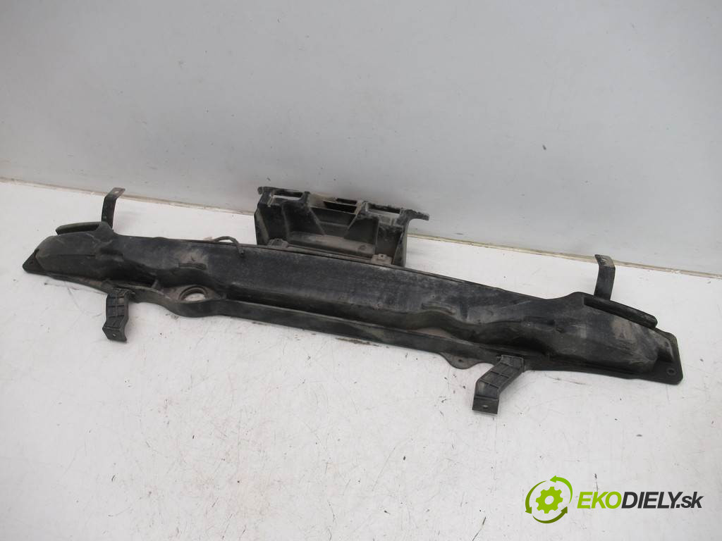 Kia Rio III       0  výztuha nárazníka zadní část 86631-1W000