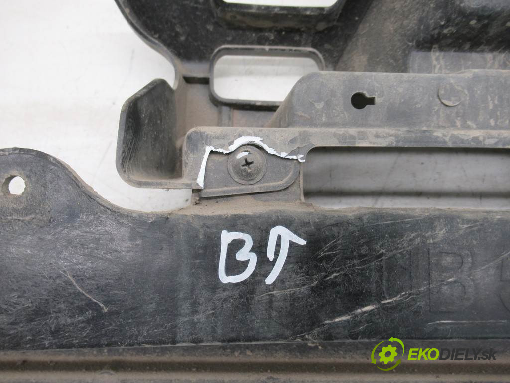 Kia Rio III       0  výztuha nárazníka zadní část 86631-1W000