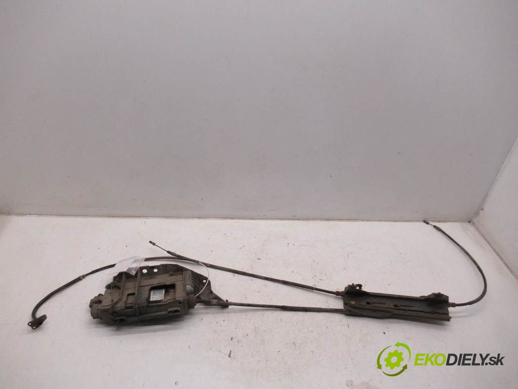 Renault Scenic II       0  brzda ruční elektrický 8200418647