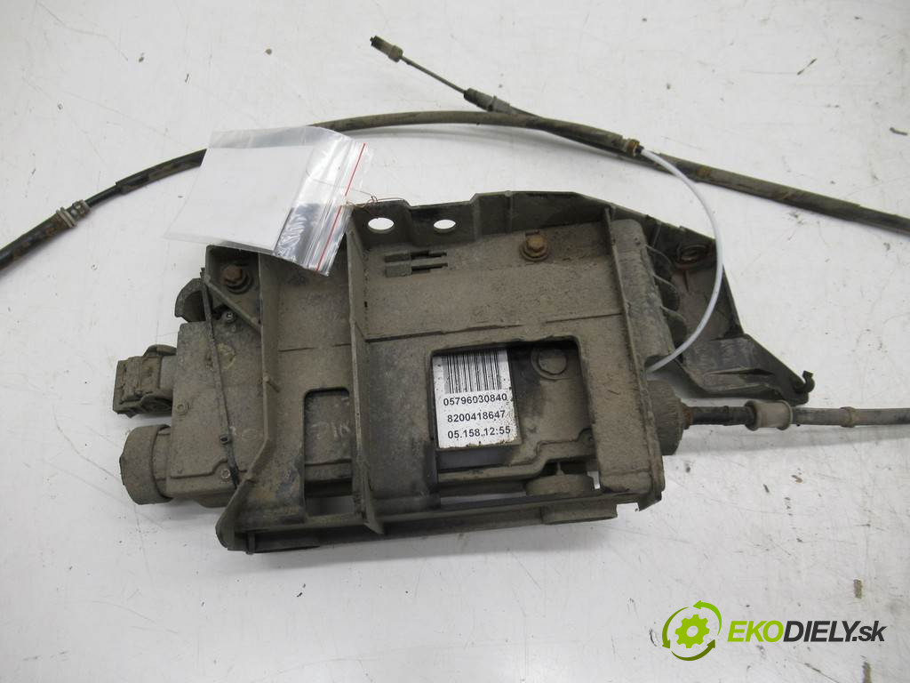 Renault Scenic II       0  brzda ruční elektrický 8200418647
