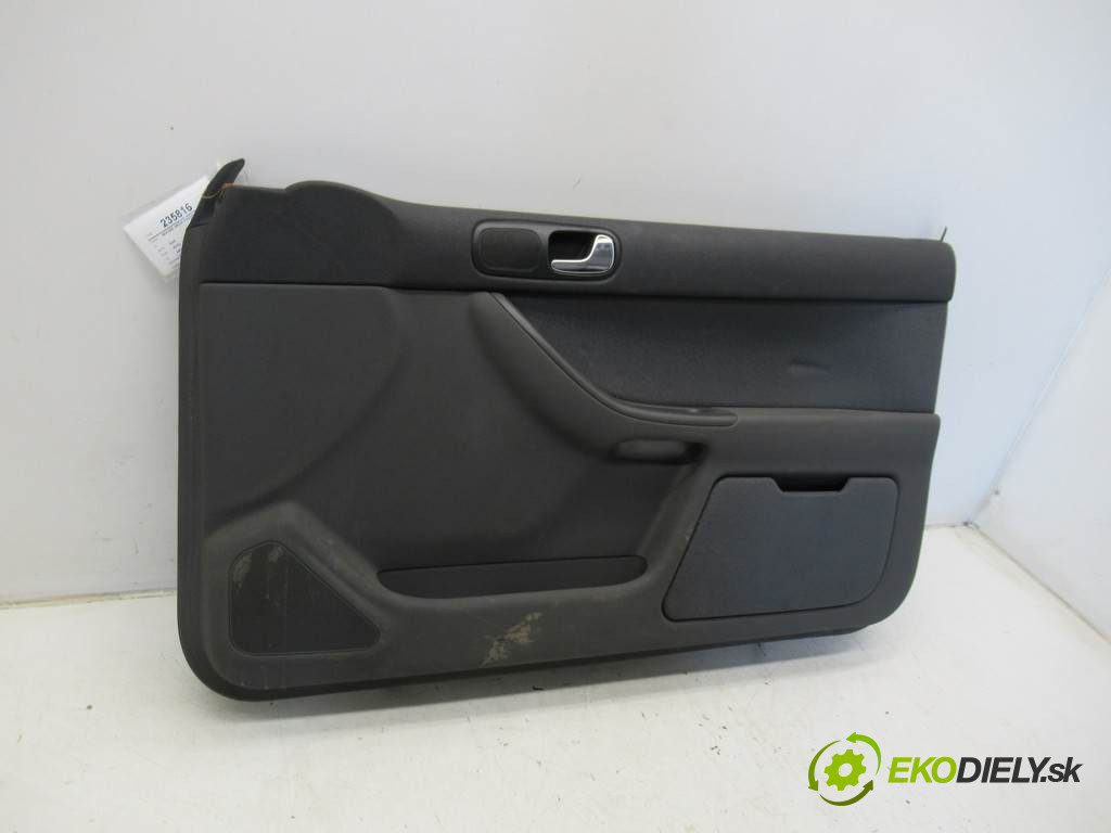 Audi A3 8L       0  ča dveře přední část pravý tapacír