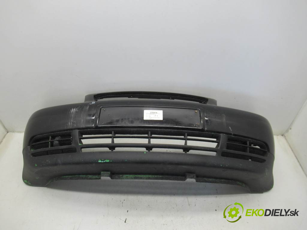 Audi A3 8L       0  nárazník přední část