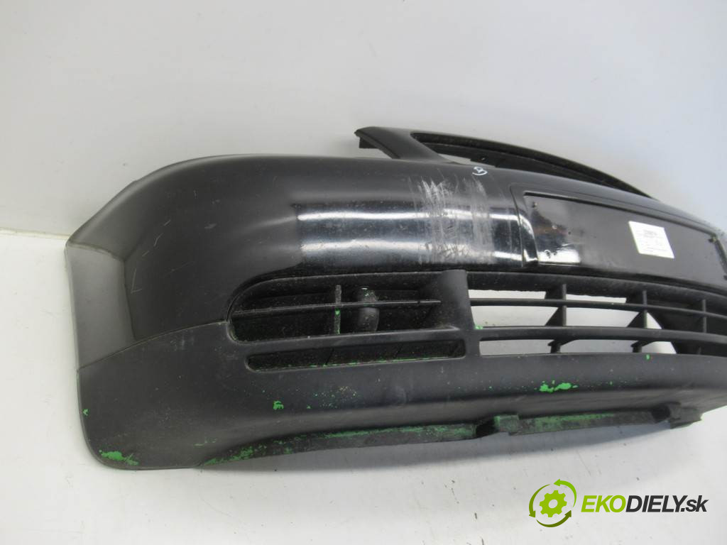 Audi A3 8L       0  nárazník přední část