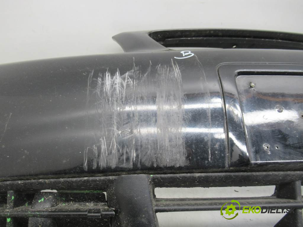 Audi A3 8L       0  nárazník přední část