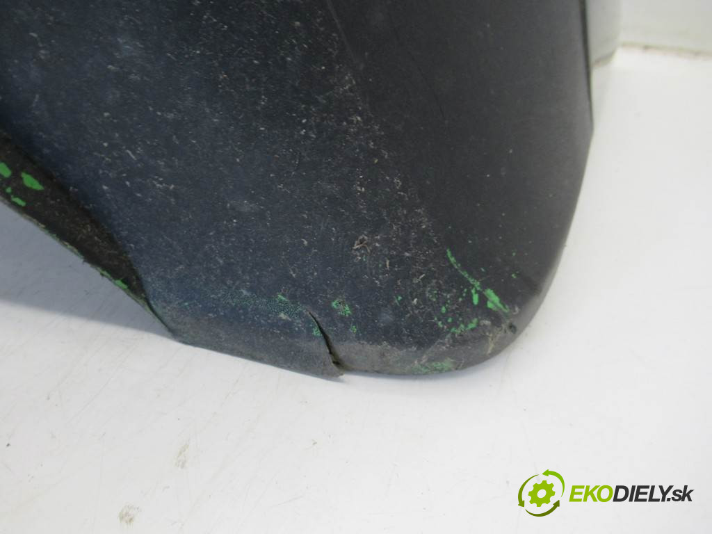 Audi A3 8L       0  nárazník přední část