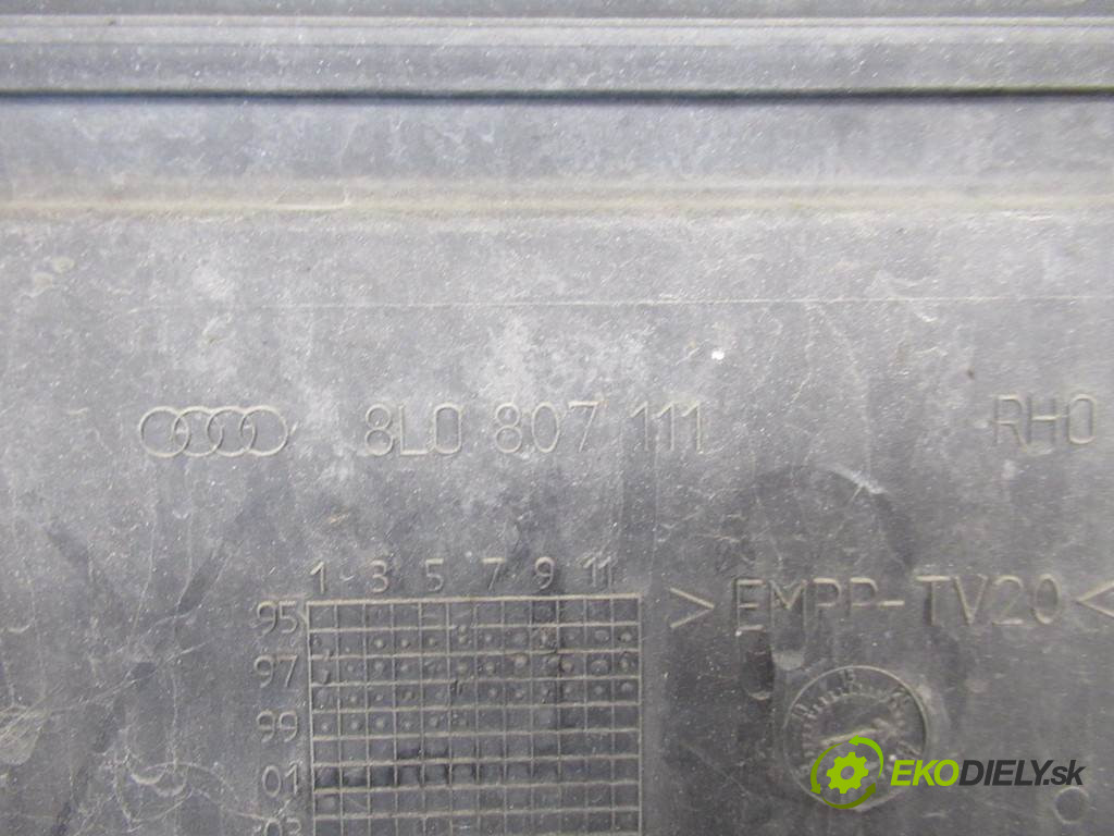 Audi A3 8L       0  nárazník přední část