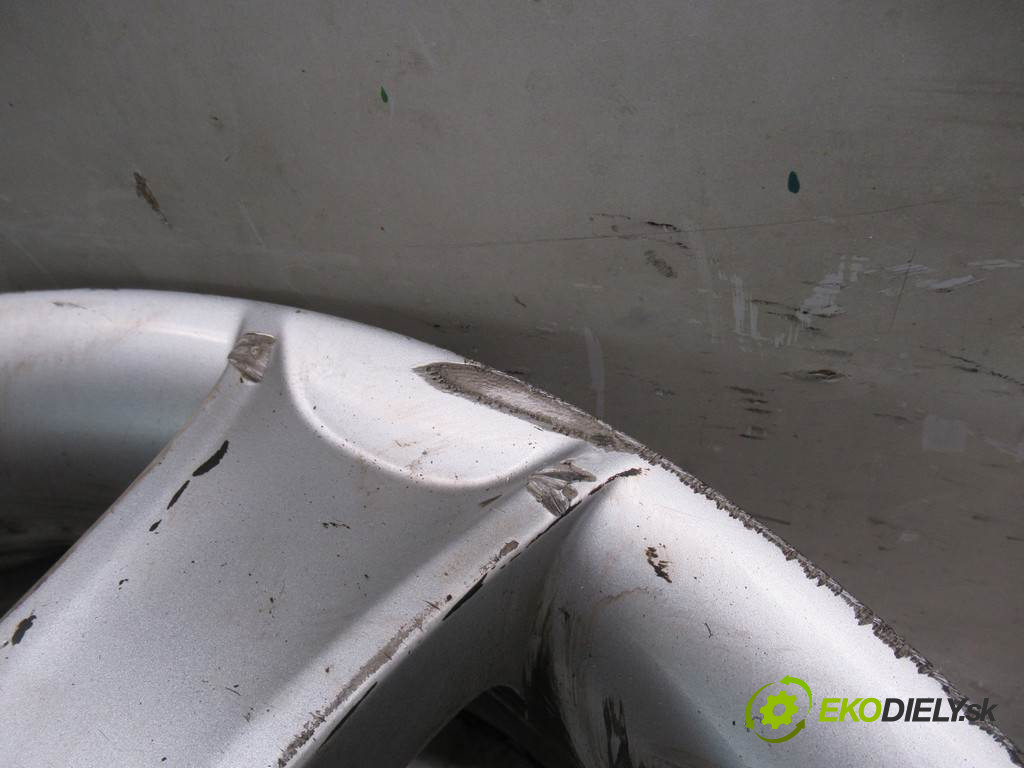 Seat        0  disky hliníkové - 16