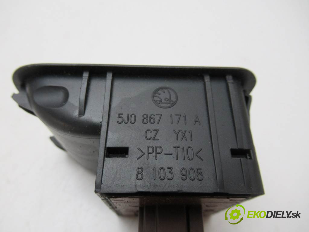 Skoda Fabia II       0  prepínač okien 5J0867171A