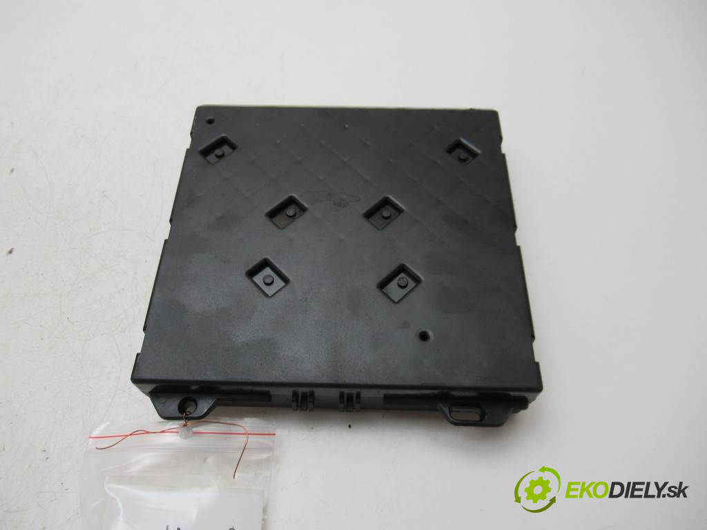 Skoda Fabia II       0  modul bcm 6R7937086F