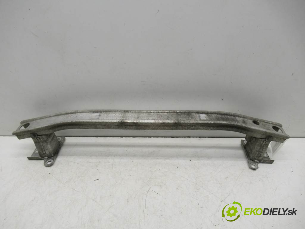 Renault Clio III LIFT       0  výztuha nárazníka přední část 8200834849A