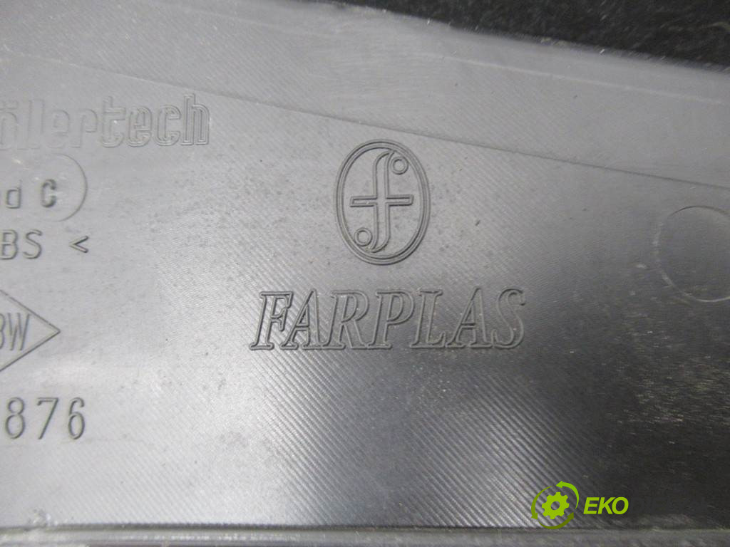 Renault Clio III LIFT       0  torpédo plast pod čelní okno