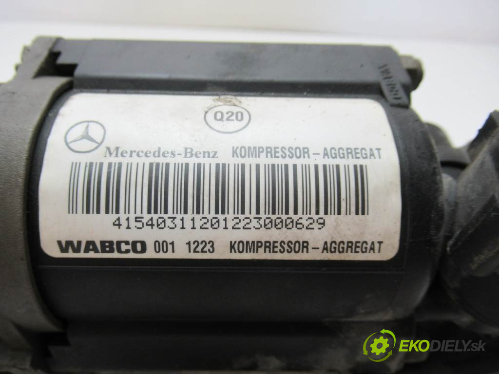 Mercedes-Benz S W220       0  kompresor pumpa nápravy 4430201901