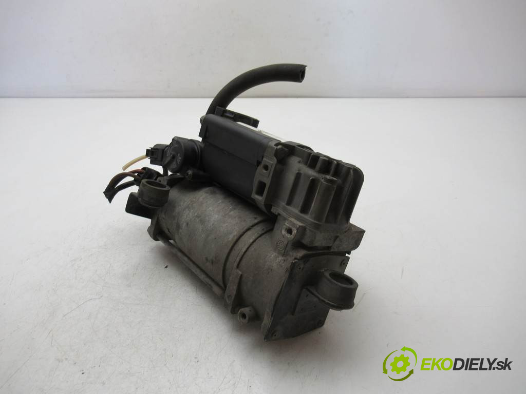 Mercedes-Benz S W220       0  kompresor pumpa nápravy 4430201901