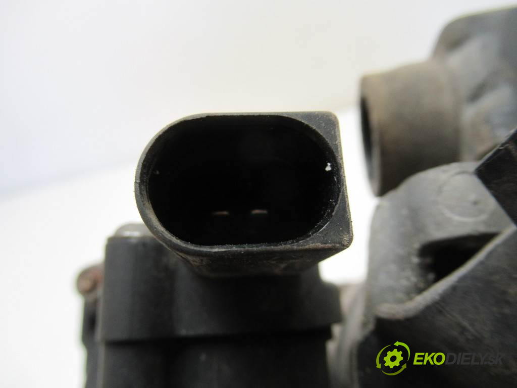 Mercedes-Benz S W220       0  kompresor pumpa nápravy 4430201901