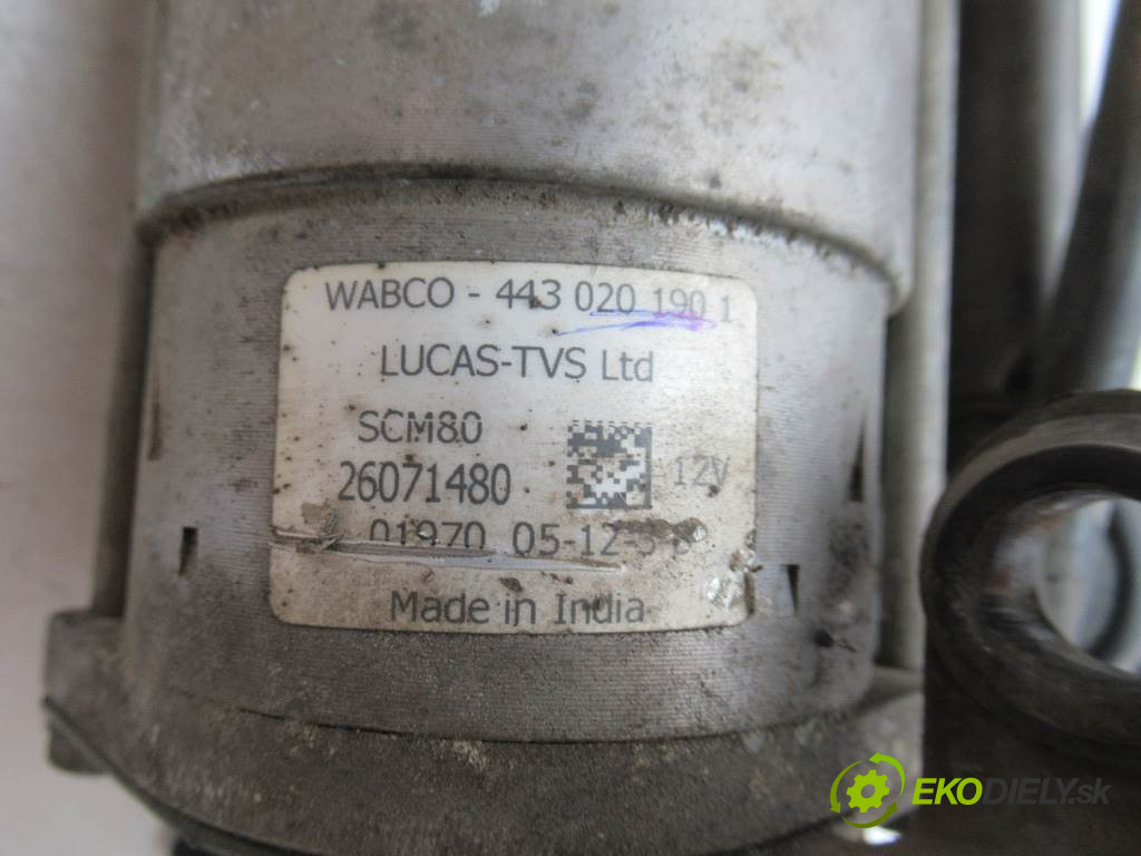 Mercedes-Benz S W220       0  kompresor pumpa nápravy 4430201901