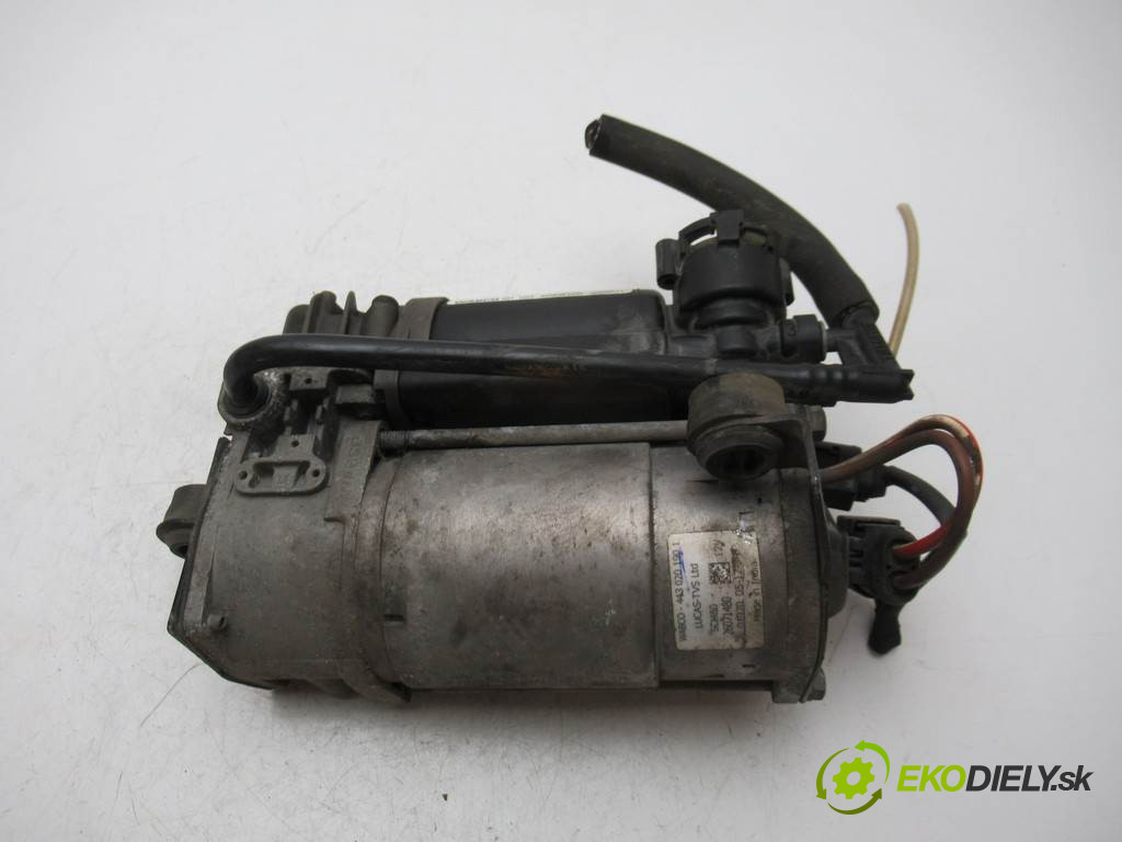 Mercedes-Benz S W220       0  kompresor pumpa nápravy 4430201901