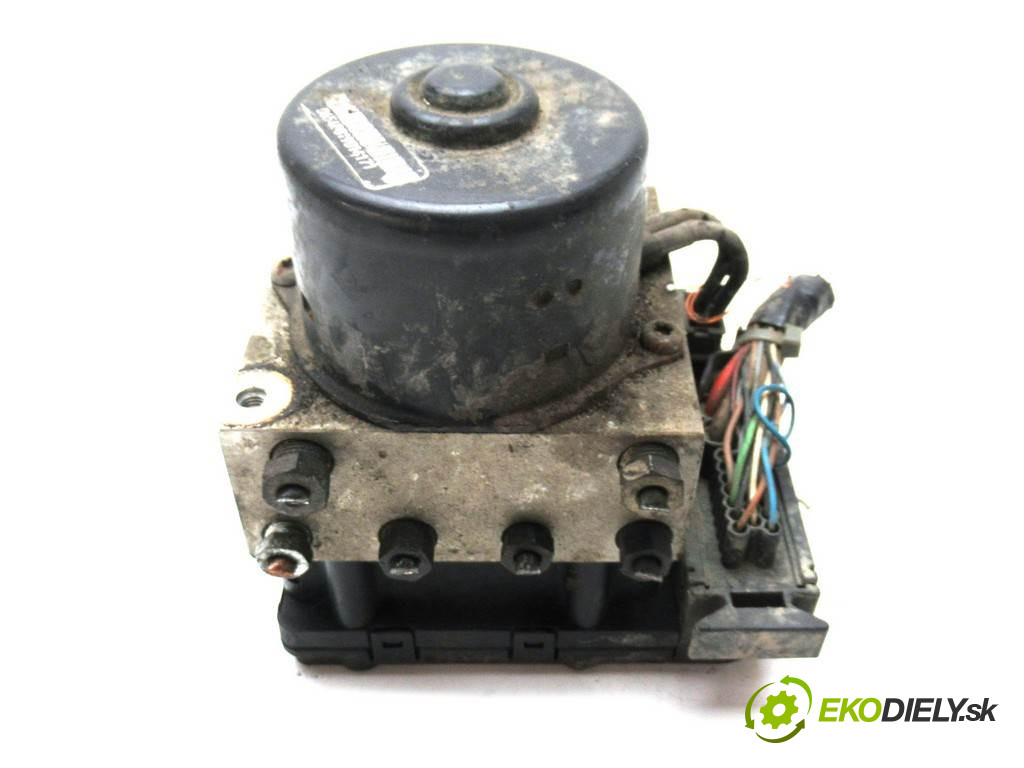 Volkswagen Golf III GTI       0  pumpa abs 3A0907379D