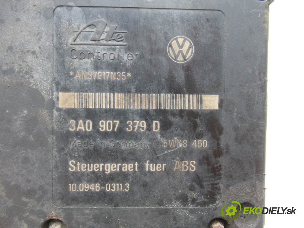 Volkswagen Golf III GTI       0  pumpa abs 3A0907379D
