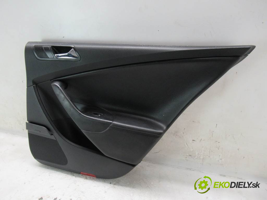 Volkswagen Passat B6       0  ča dveře zadní část pravý tapacír